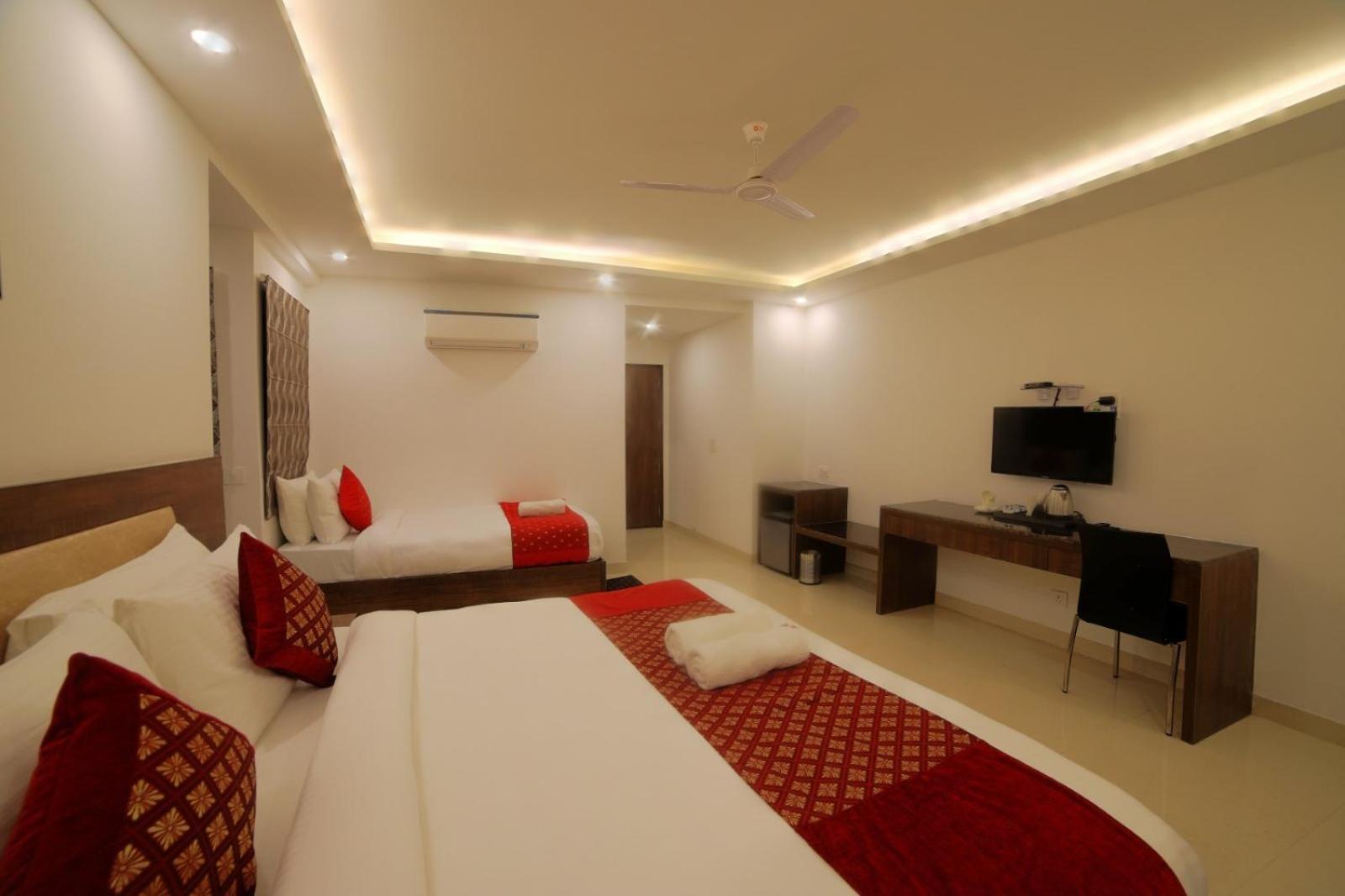 Hotel Chanakya Inn 뉴델리 외부 사진
