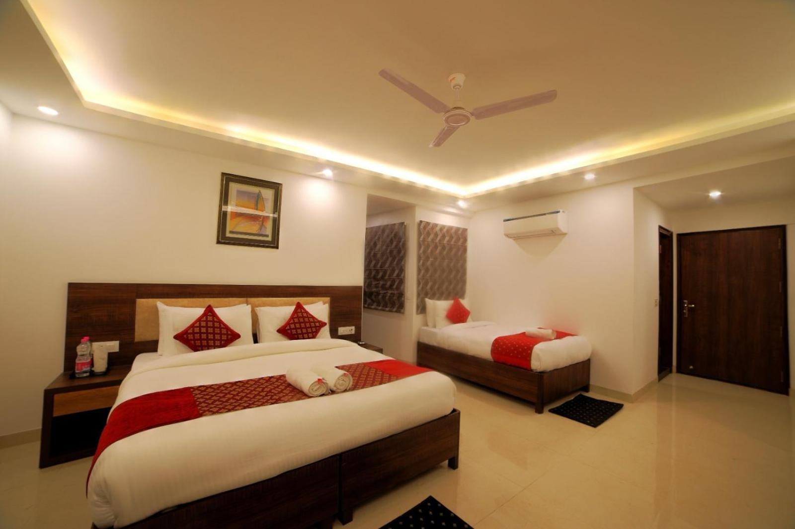 Hotel Chanakya Inn 뉴델리 외부 사진