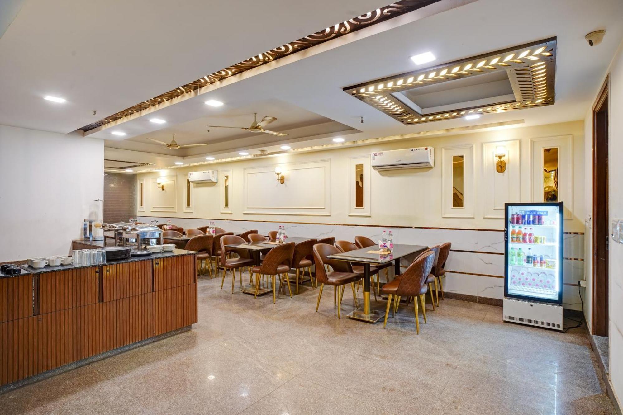 Hotel Chanakya Inn 뉴델리 외부 사진
